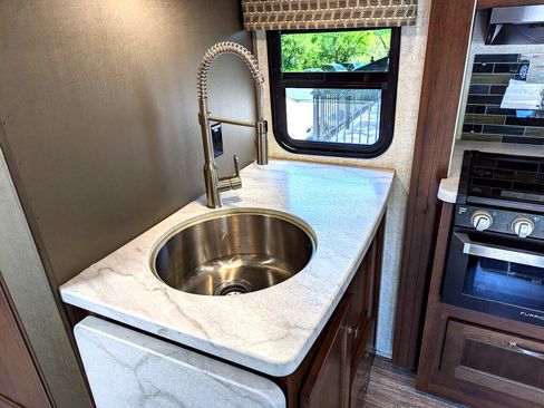 Used 2019 Chevrolet Express 4500 w/ RV Package image 73