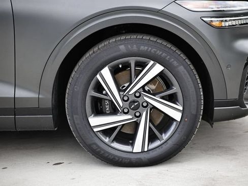 New 2026 Genesis GV70 3.5T Sport Advanced AWD/4WD image 5