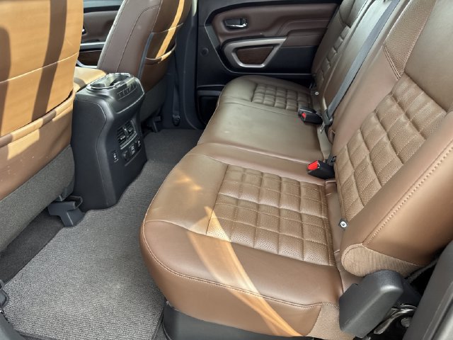 Used 2024 Nissan Titan Platinum Reserve w/ Moonroof Package AWD/4WD image 13