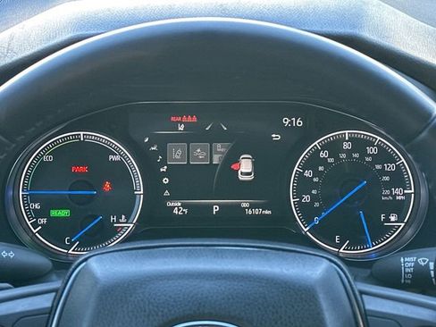 Certified 2024 Toyota Venza Nightshade image 12