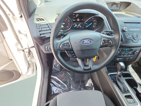 Used 2017 Ford Escape SE image 34