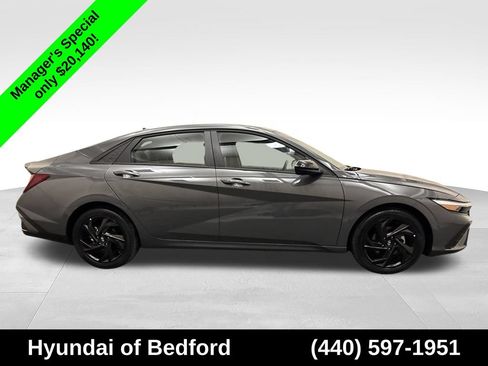 Certified 2026 Hyundai Elantra Sport FWD image 4
