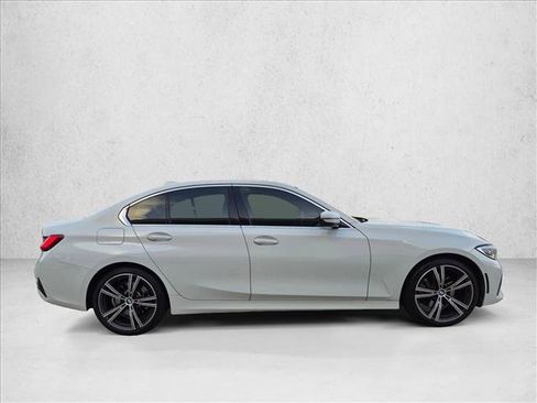 Used 2021 BMW 330i Sedan w/ Convenience Package RWD image 4