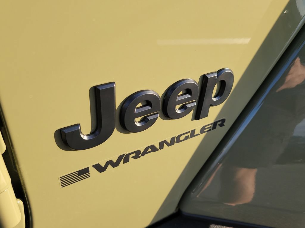 New 2026 Jeep Wrangler Unlimited Sahara AWD/4WD image 7