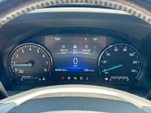 Used 2022 Ford Explorer XLT w/ Equipment Group 202A AWD/4WD image 33