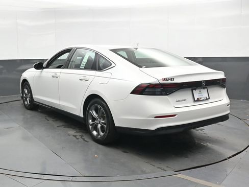 Used 2023 Honda Accord EX image 10