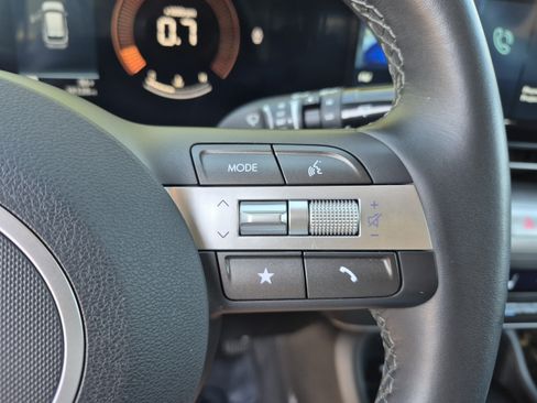 Certified 2025 Hyundai Kona SEL FWD image 28
