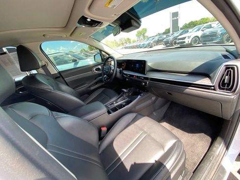 Certified 2025 Kia Sorento X-Line EX AWD/4WD image 31