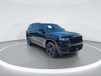 Used 2024 Jeep Grand Cherokee Altitude AWD/4WD video 2