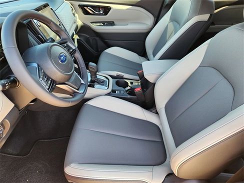 New 2025 Subaru Forester Limited image 9
