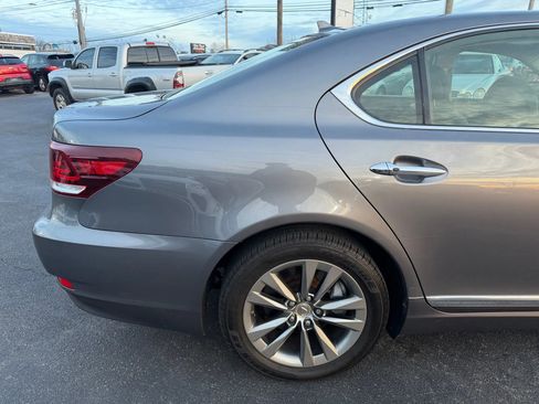 Used 2013 Lexus LS 460 AWD image 41