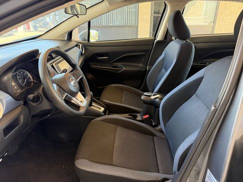 Used 2025 Nissan Versa SV FWD image 24