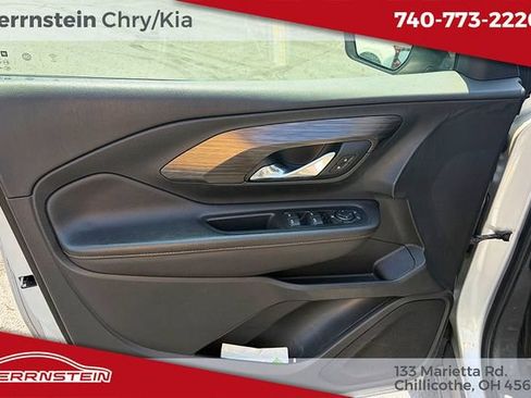 Used 2020 GMC Terrain SLT AWD/4WD image 14