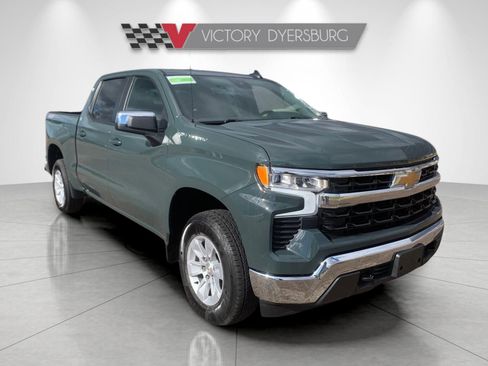 Used 2025 Chevrolet Silverado 1500 LT image 1