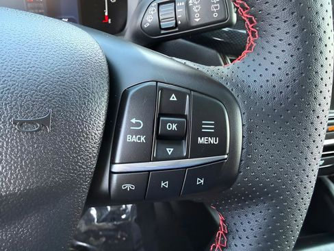Used 2025 Ford Escape ST-Line w/ Tech Pack #1 AWD/4WD image 21