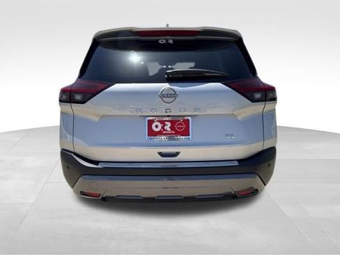Used 2023 Nissan Rogue SL w/ SL Premium Package FWD image 7