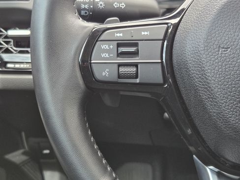 Used 2023 Honda Accord Touring image 25