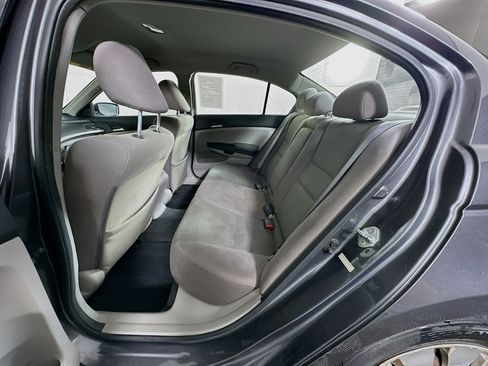 Used 2011 Honda Accord LX image 24