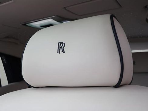 Certified 2016 Rolls-Royce Phantom image 14