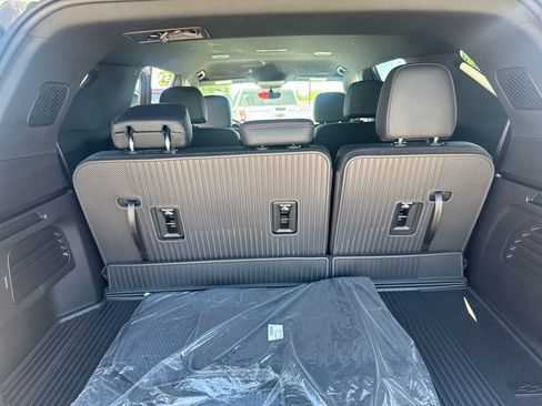 New 2026 Chevrolet Traverse Z71 w/ Enhanced Driving Package AWD/4WD image 23