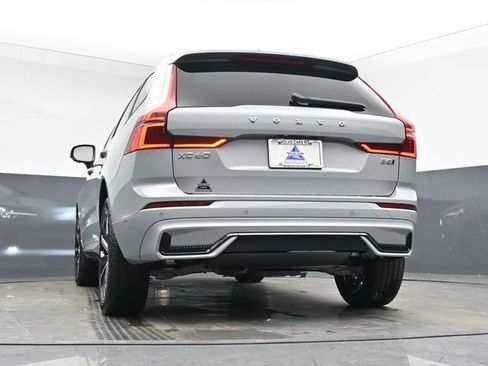 New 2026 Volvo XC60 B5 Plus w/ Protection Package Premier image 44