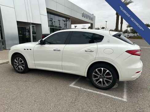 Used 2020 Maserati Levante AWD/4WD image 3