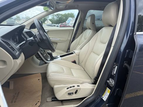 Used 2014 Volvo XC60 T6 AWD/4WD image 10