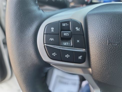 Certified 2023 Ford Explorer XLT w/ Equipment Group 202A image 23