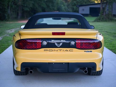 Used 2002 Pontiac Firebird Trans Am RWD image 22