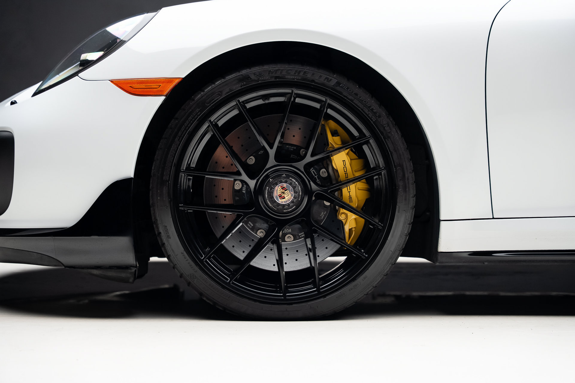 Used 2017 Porsche 911 Turbo S AWD/4WD image 21