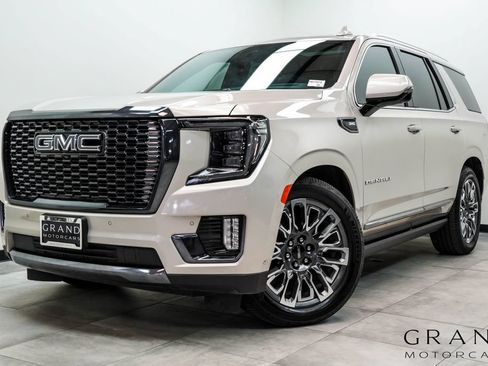 Used 2023 GMC Yukon Denali Ultimate AWD/4WD image 1