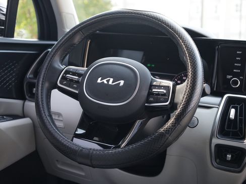 Used 2023 Kia Sorento S FWD image 7