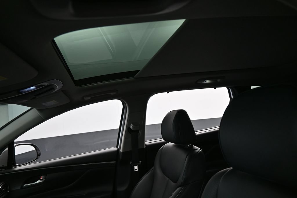 Used 2023 Hyundai Santa Fe SEL w/ Premium Package FWD image 11