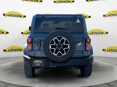 New 2025 Ford Bronco Outer Banks