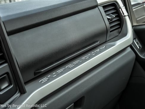 Used 2024 Ford F250 XLT image 39