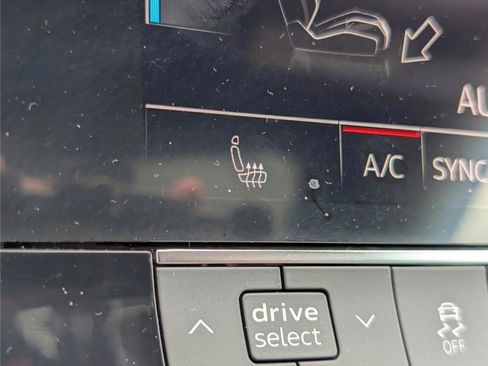 Used 2023 Audi A6 2.0T Premium w/ Convenience Package AWD/4WD image 25
