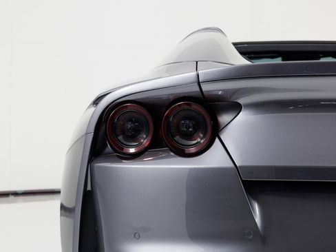 Used 2021 Ferrari 812 GTS RWD image 75