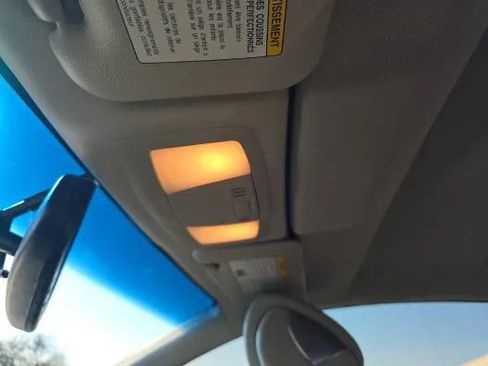 Used 2014 INFINITI Q60 Convertible 2D w/ Premium Package image 16