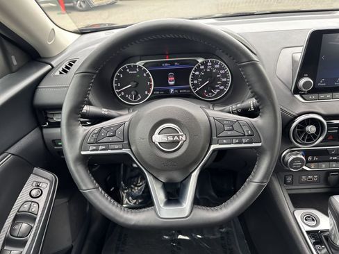 Used 2025 Nissan Sentra SV w/ All-Weather Package FWD image 13