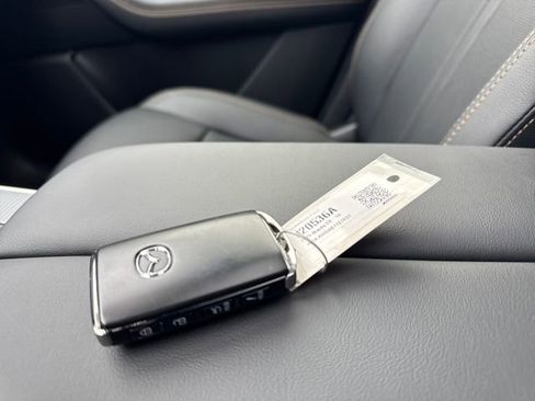 Used 2025 MAZDA CX-70 3.3 Turbo w/ Premium Package image 29