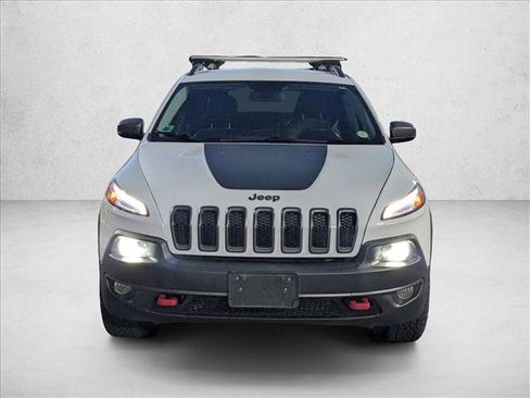 Used 2017 Jeep Cherokee Trailhawk w/ Cold Weather Group image 2