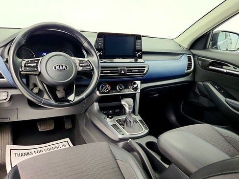 Used 2021 Kia Seltos S image 12