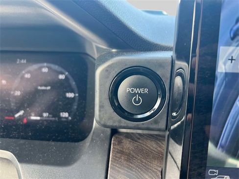 Certified 2025 Toyota Tacoma Limited image 29