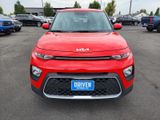 Used 2022 Kia Soul LX image 2