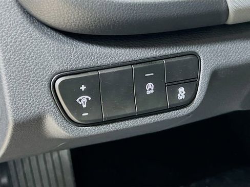 New 2026 Kia Seltos LX image 10