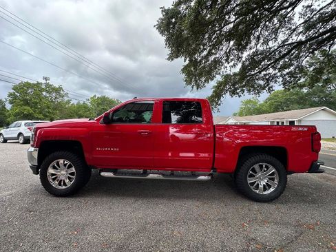 Used 2018 Chevrolet Silverado 1500 LT w/ All Star Edition AWD/4WD image 5