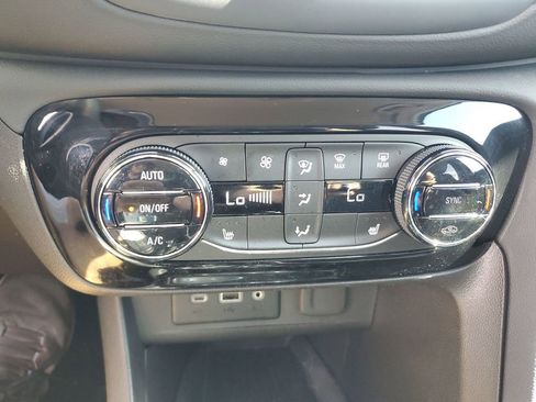 Used 2023 Buick Encore GX Select image 34