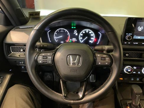 Used 2025 Honda Civic Sport image 19