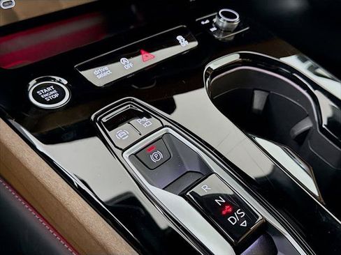 Certified 2025 Audi A5 2.0T Premium w/ Convenience Package AWD/4WD image 18