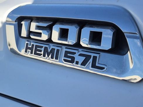 Used 2022 RAM 1500 Big Horn AWD/4WD image 7